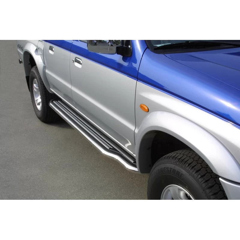Marche Pieds Mazda Pick-Up Double Cab Marche Pieds Mazda Pick-Up Double Cab