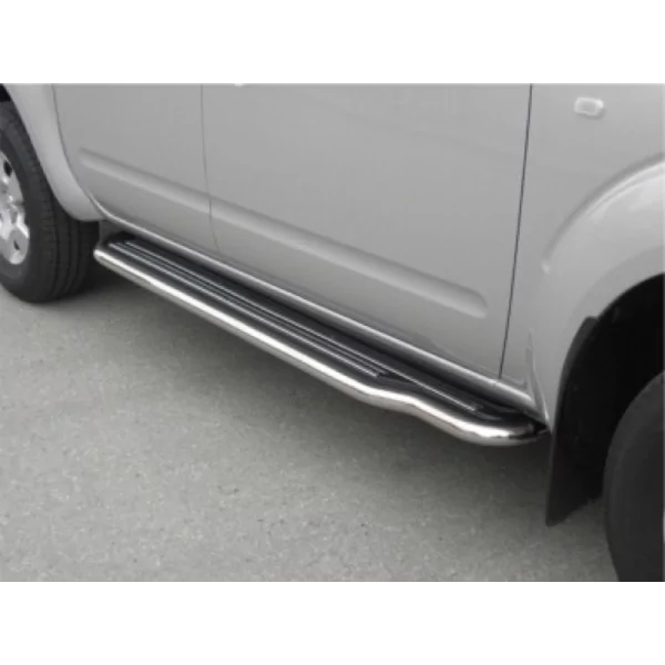 Trittbretter Nissan Pick Up Navara Double Cab 