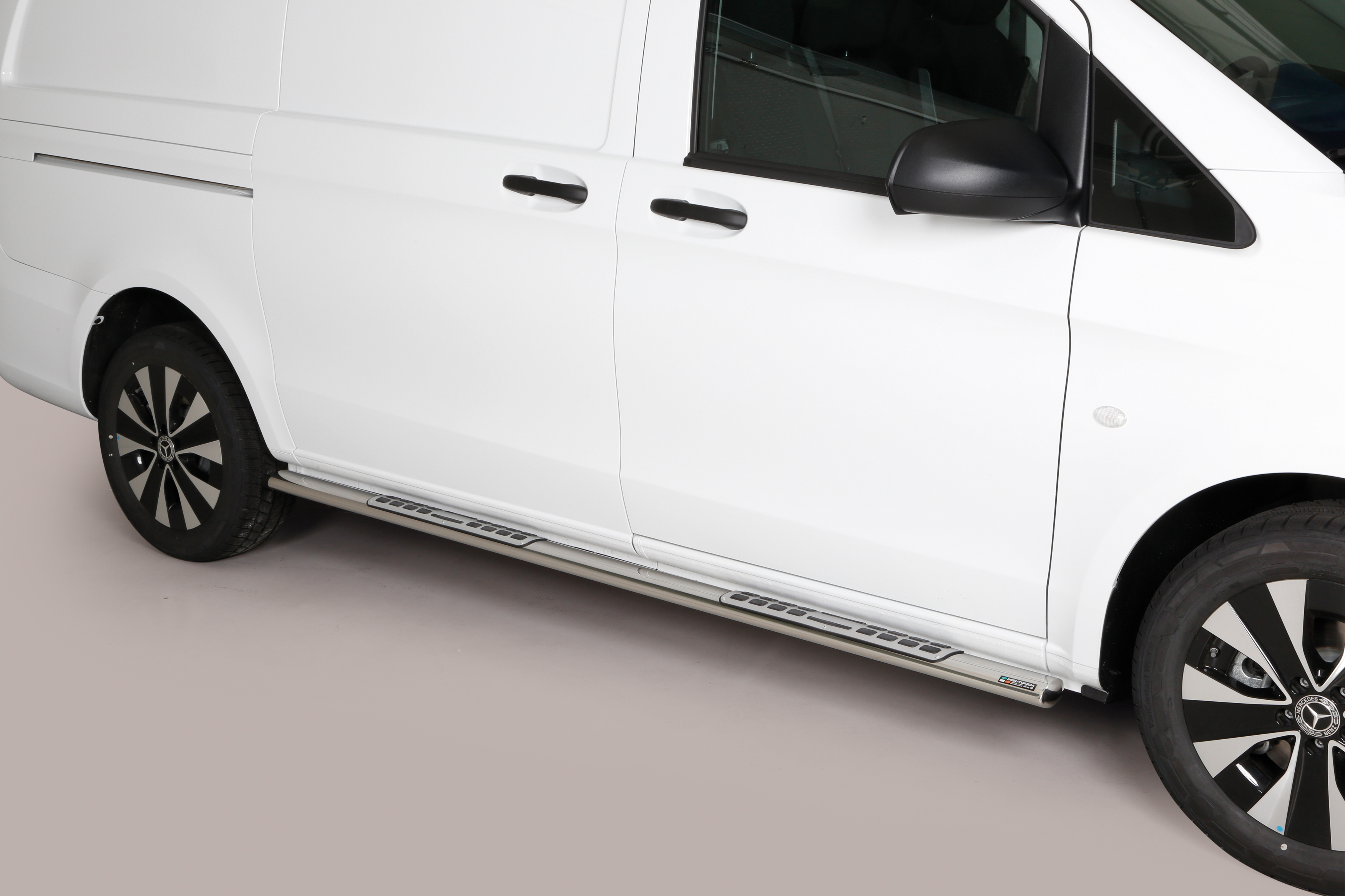 KUDA 1430 – Supporto Telefono In Vera Pelle Nera Per Mercedes Vito/Viano Function (2006-2014) – Lato Destro (vicino Al Volante) – Certificato TÜV - 3