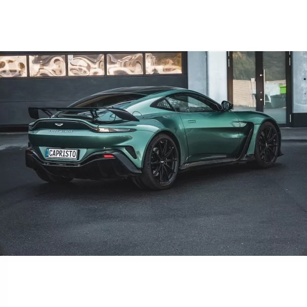 Capristo Aston Martin New Vantage V12 02AM05003019