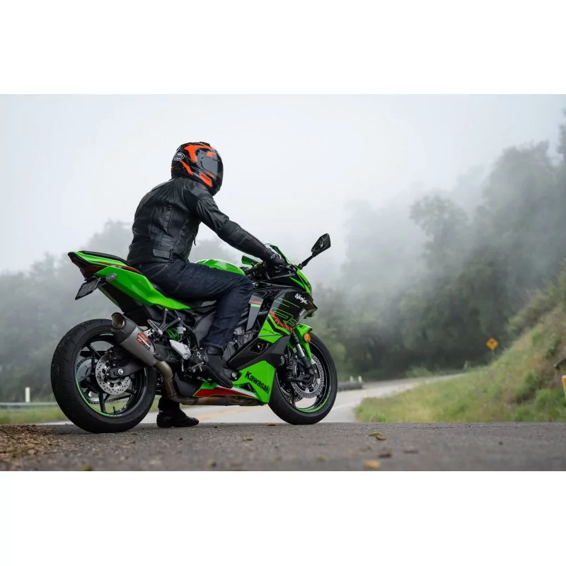 Escape Yoshimura Kawasaki ZX-4R 2024-