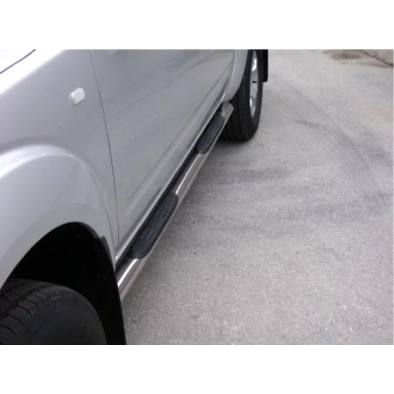 Side Step Nissan Navara Double Cab. Side Step Nissan Navara Double Cab.