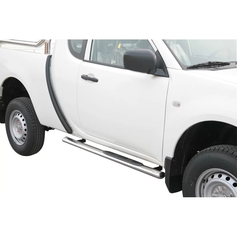 Estribos Mitsubishi L200 Club Cab Estribos Mitsubishi L200 Club Cab
