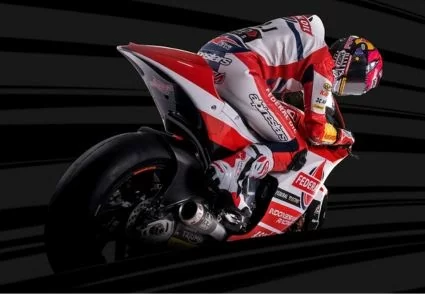 Echappements pour motos Arrow